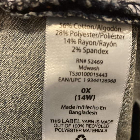 Capris - Picture 3 of 9